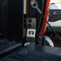 Tailgate Theft: How Thieves Steal a $3,000 Tailgate in 60 Seconds (and How to Stop Them)