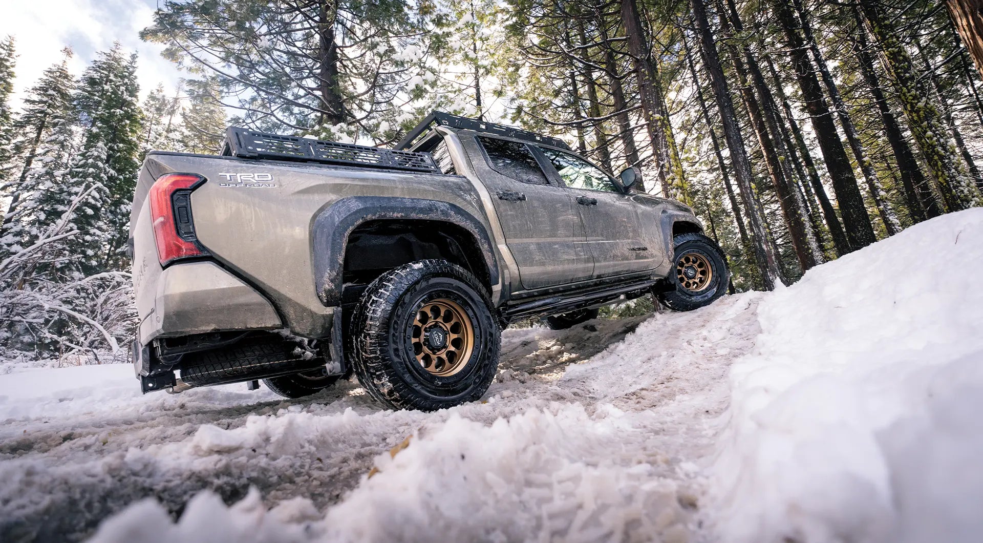 Best Rock Sliders for Tacoma (Step vs Angled vs Kickout Guide)
