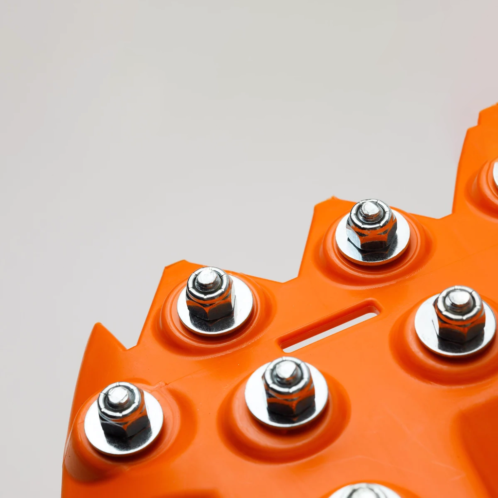 ActionTrax Metal Teeth (Pair)