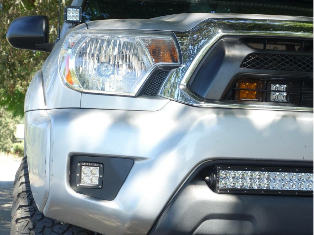 LED Fog Light Pod Replacements Brackets Kit for 2012-2015 Toyota Tacoma 3x2 18w Amber Pods LED Fog Light Pod Replacements Brackets Kit for 2012-2015 Toyota Tacoma 3x2 18w Amber Pods
