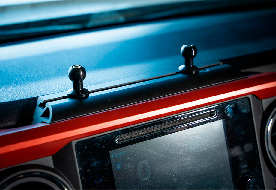 Dash Accessory Mount For 2016-2023 Toyota Tacoma