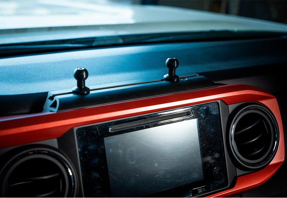 Dash Accessory Mount For 2016-2023 Toyota Tacoma