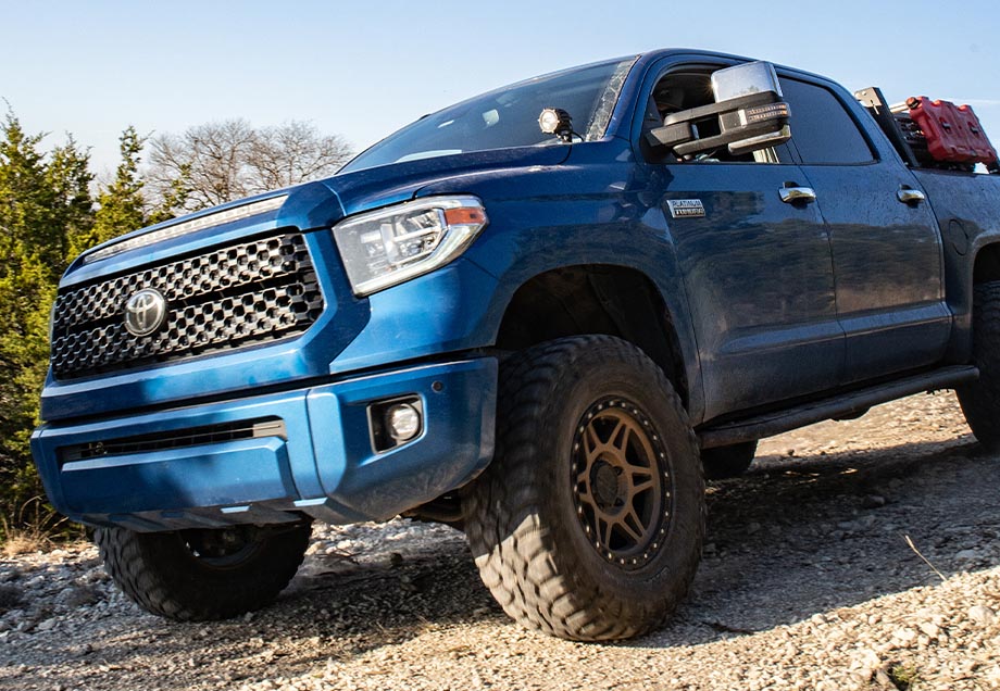 Low Profile Ditch Light Brackets Kit Fits 2014-2021 Toyota Tundra - (2) 27W SIDE PROJECTING LED PODS // NO SWITCH